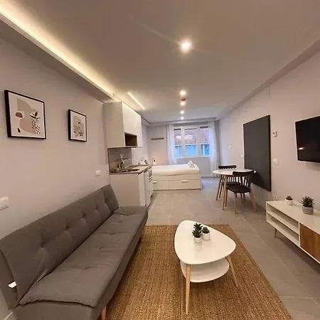 Cozy Studio In Tetuan En 1/6 Madrid Exterior photo