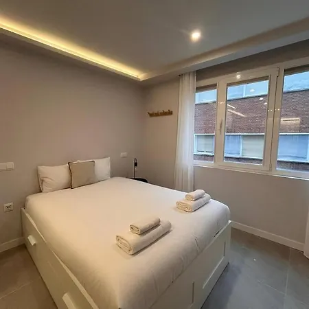 Cozy Studio In Tetuan En 1/6 Madrid Exterior photo
